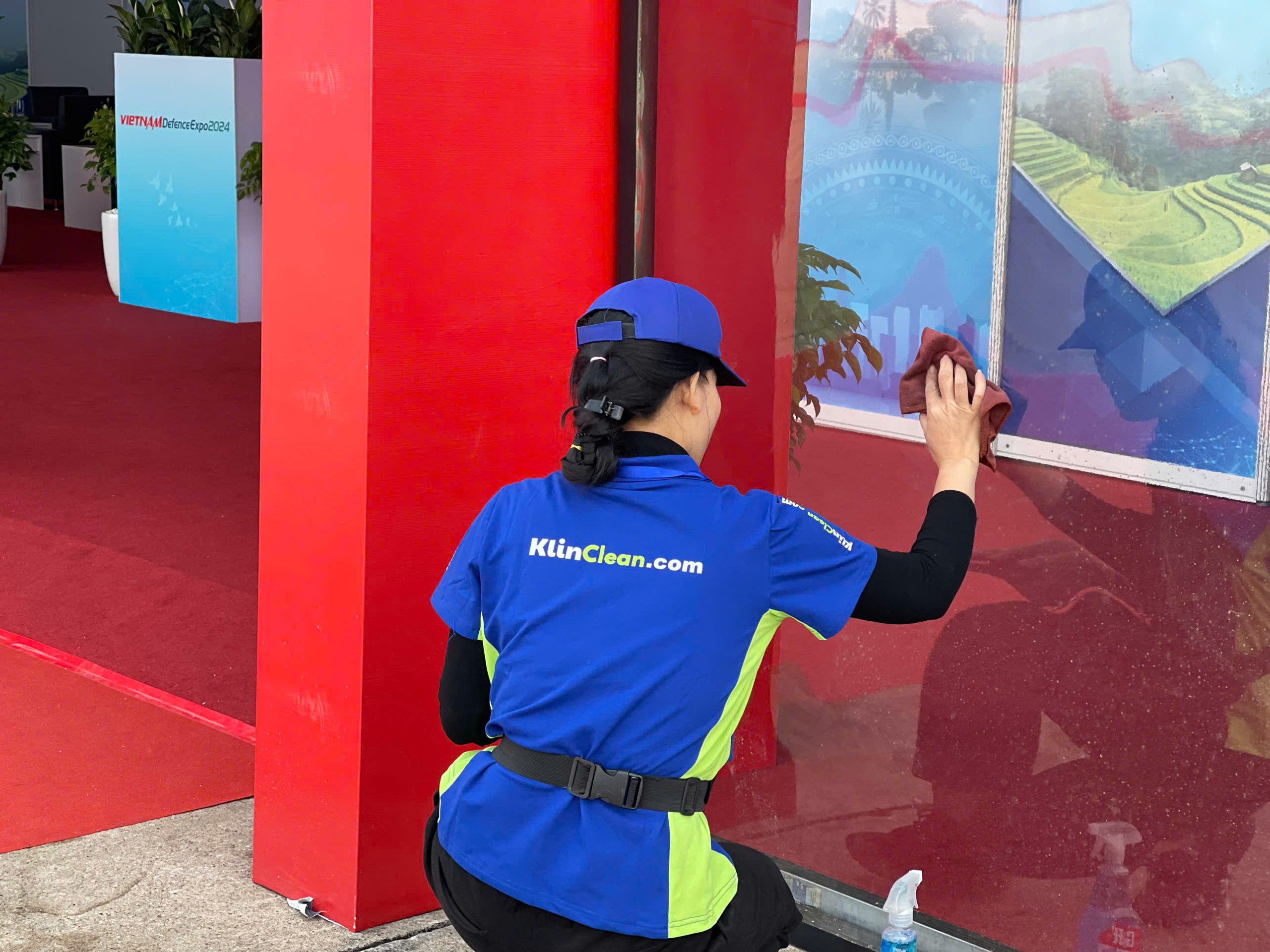 Office Cleaning in Hanoi